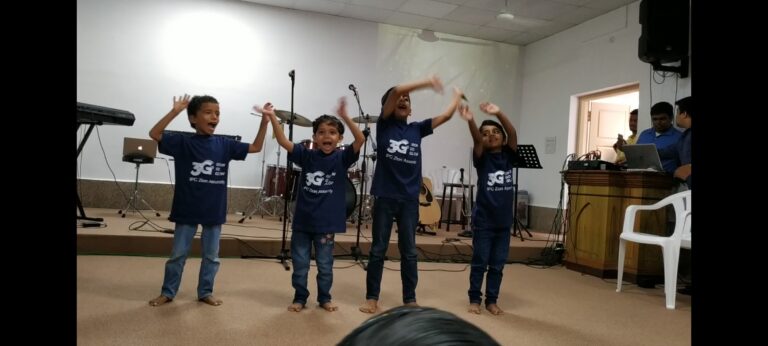 Tiny Tots – 🎶Action Song🎶